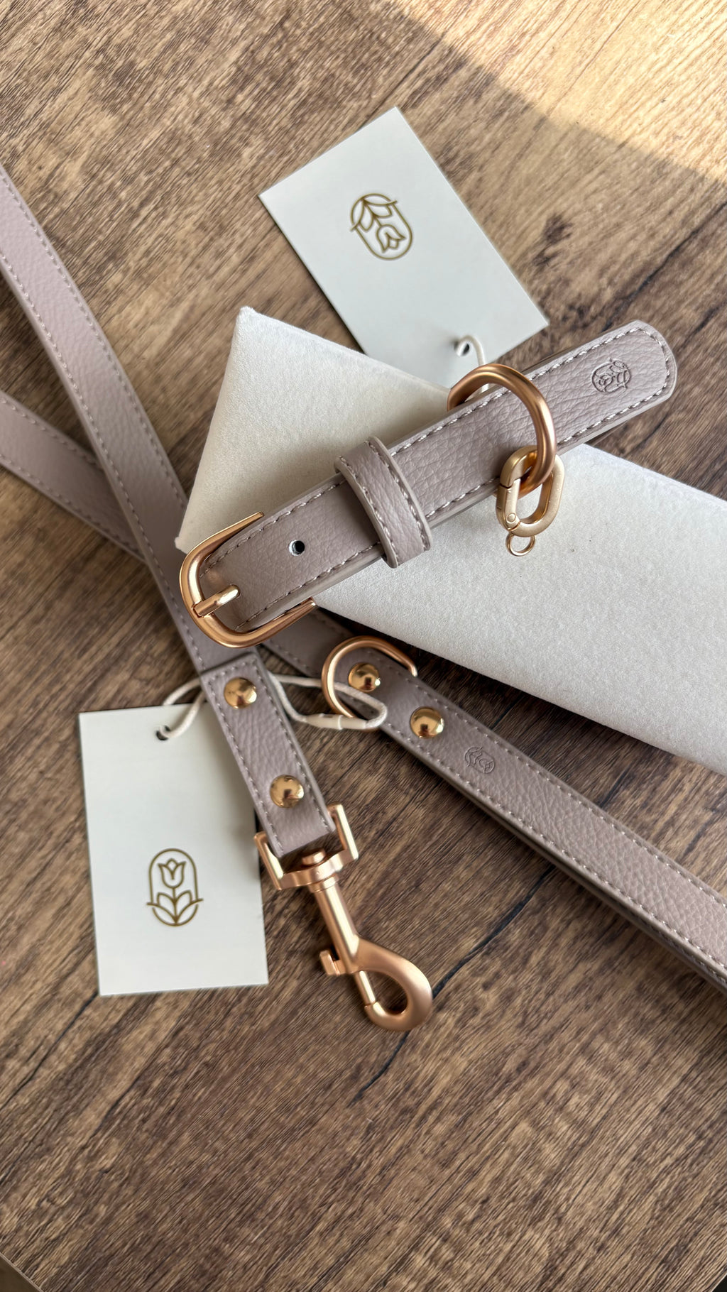 Hearthstone dog collar