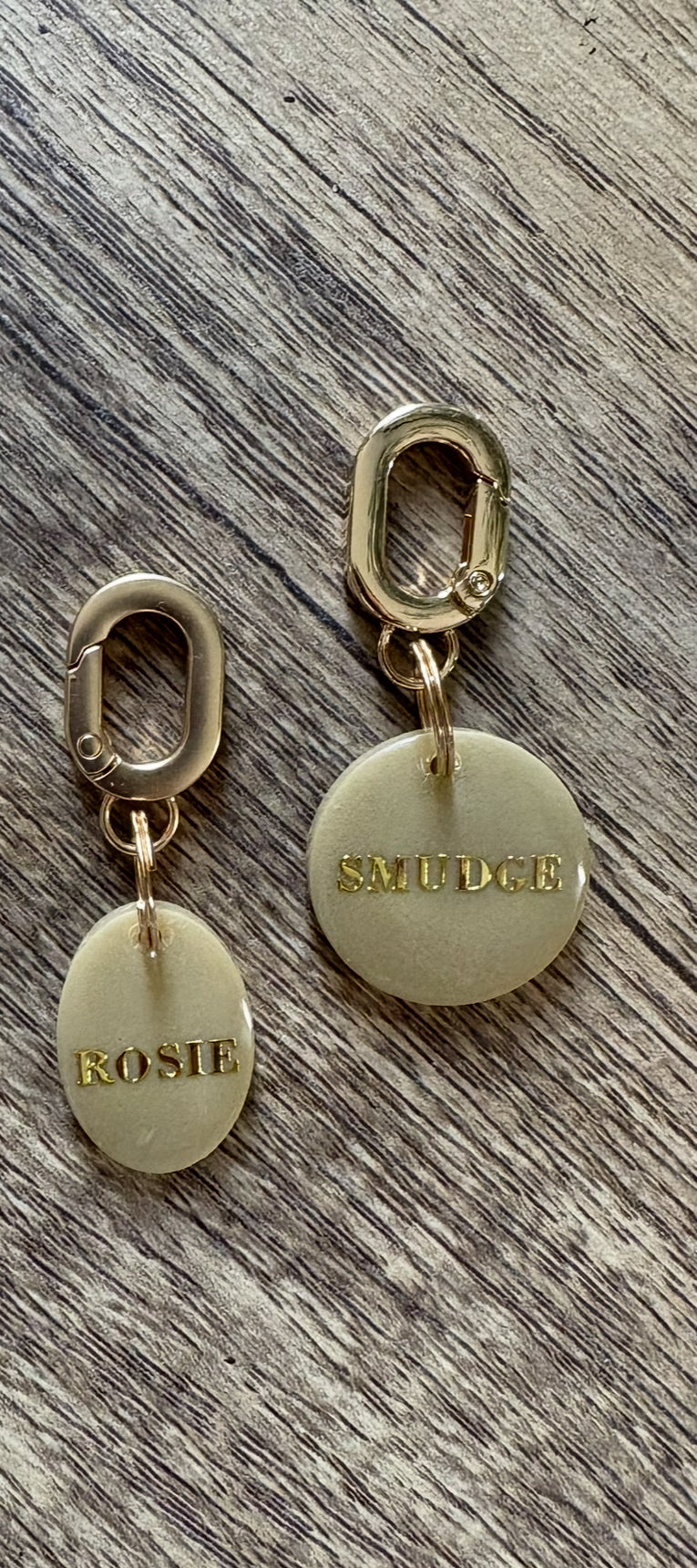 Circular Greige ID tag